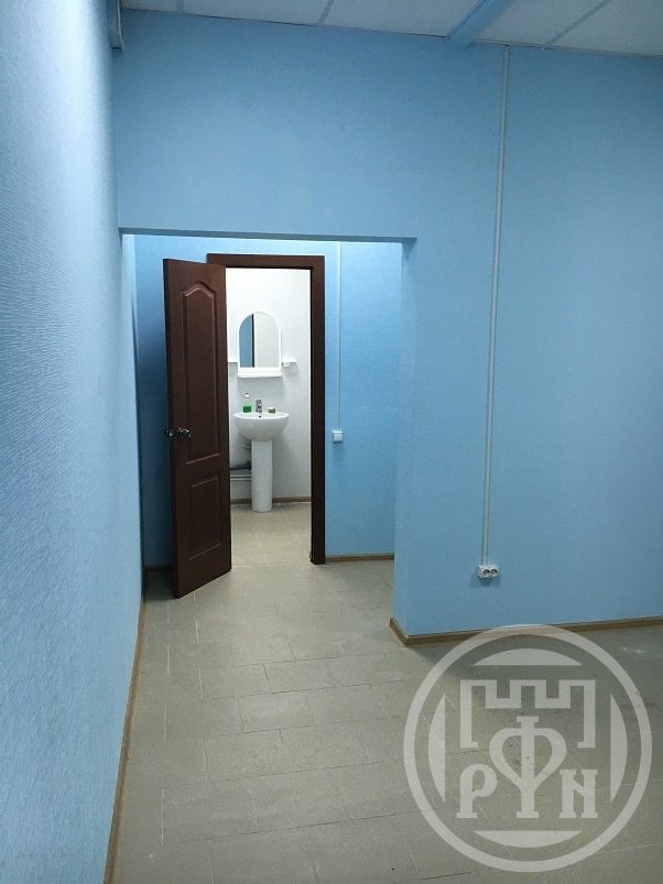 Фото: №273274 Сдаётся коммерческое помещение в субаренду, большой пеший и автомобильный test