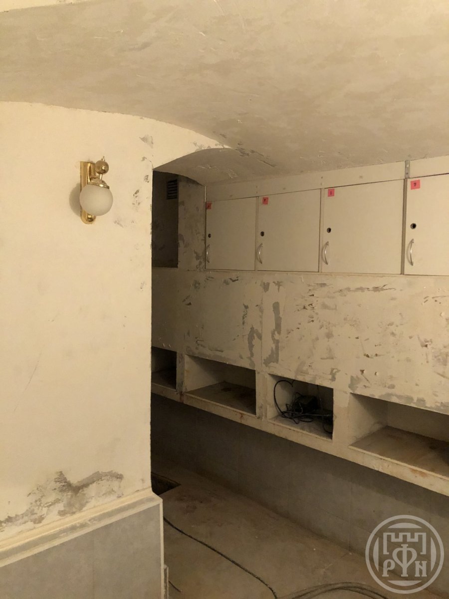 Фото: №272978 Продам универсальное помещение в самом центре Санкт-Петербурга, test