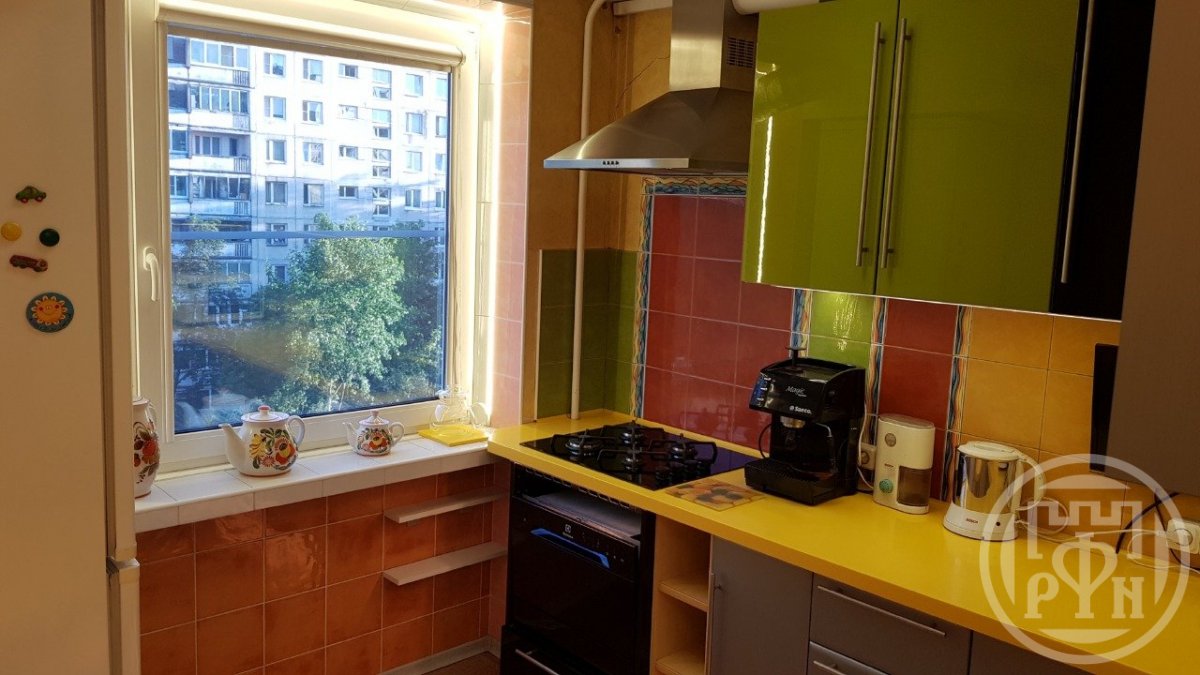 Есенина ул., д 32, корпус 2 Есенина ул., д 32, корпус 2