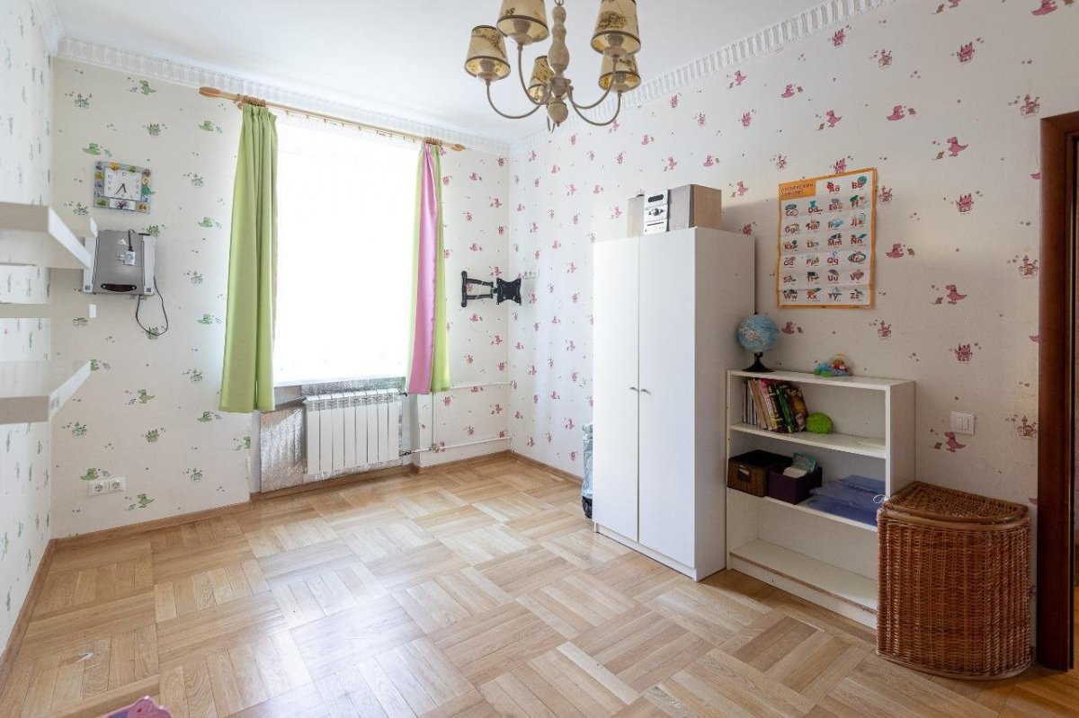 Большеохтинский просп., д 33, корпус 1 Большеохтинский просп., д 33, корпус 1