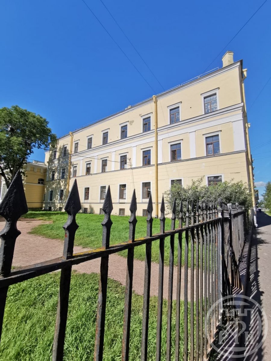 4-я линия В.О., д 1-3 4-я линия В.О., д 1-3