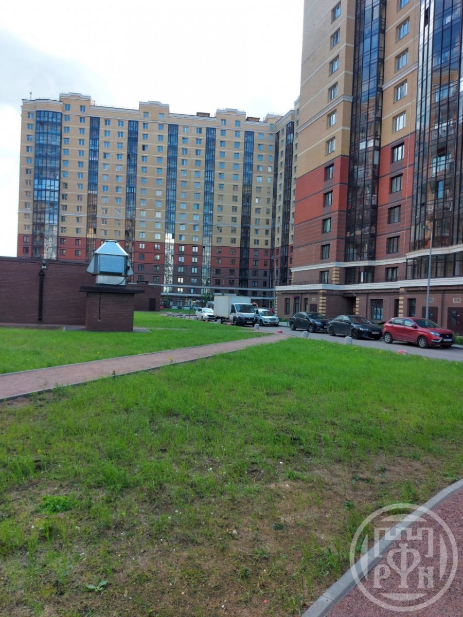 Среднерогатская ул., д 20 Среднерогатская ул., д 20