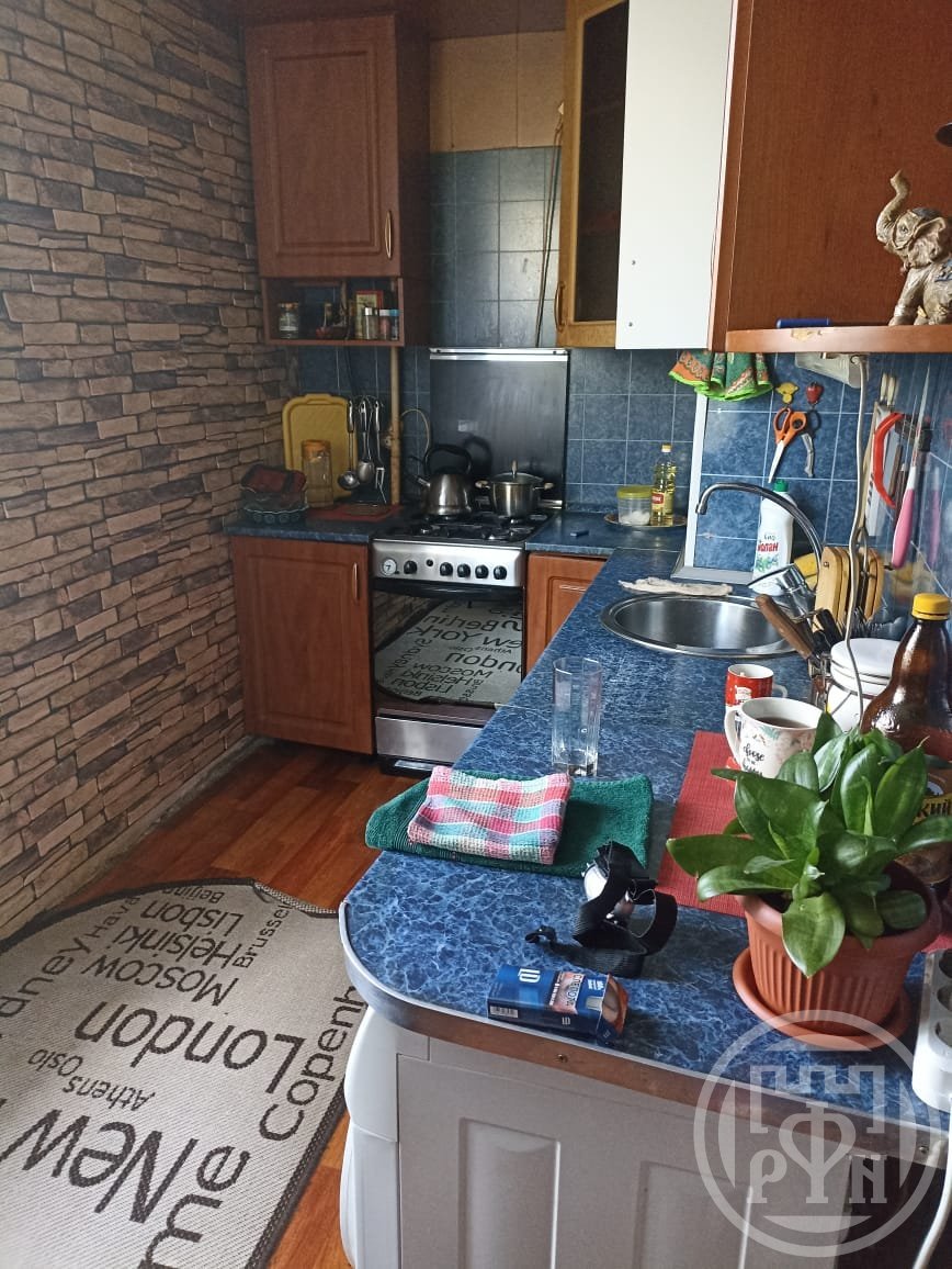 Ярослава Гашека ул., д 12/100 Ярослава Гашека ул., д 12/100