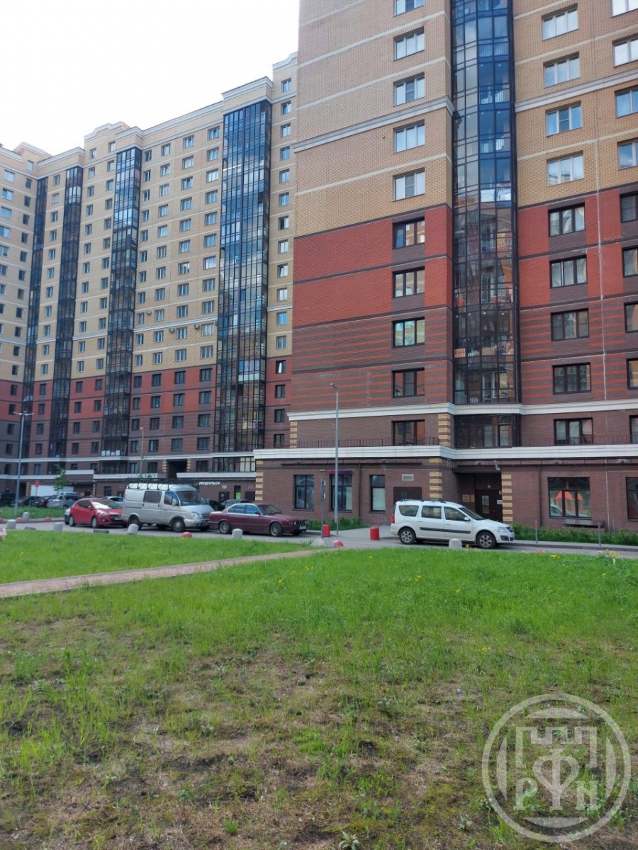 Среднерогатская ул., д 20 Среднерогатская ул., д 20