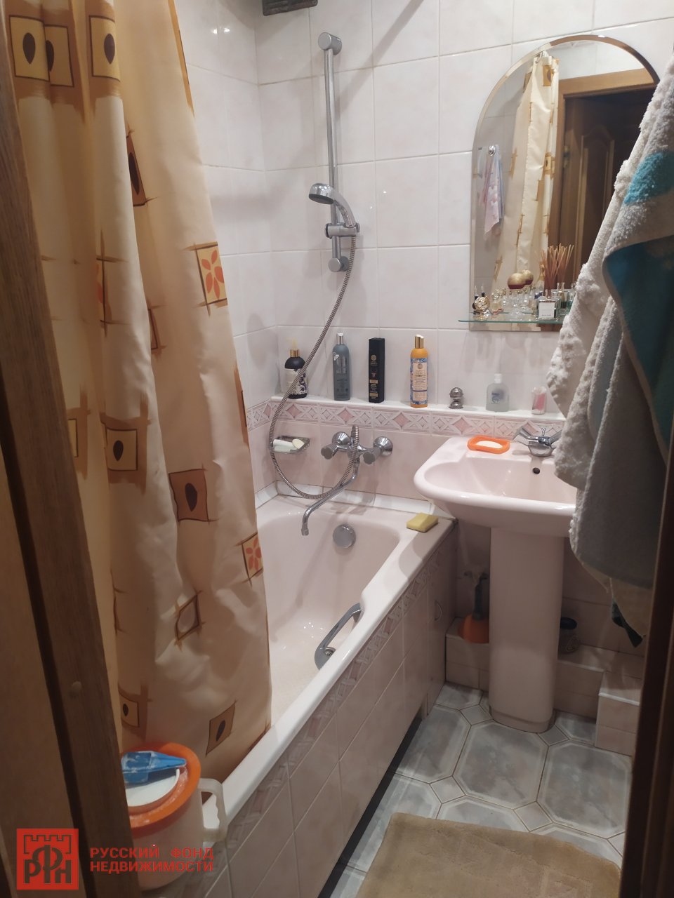 Просвещения просп., д 32, корпус 1 Просвещения просп., д 32, корпус 1