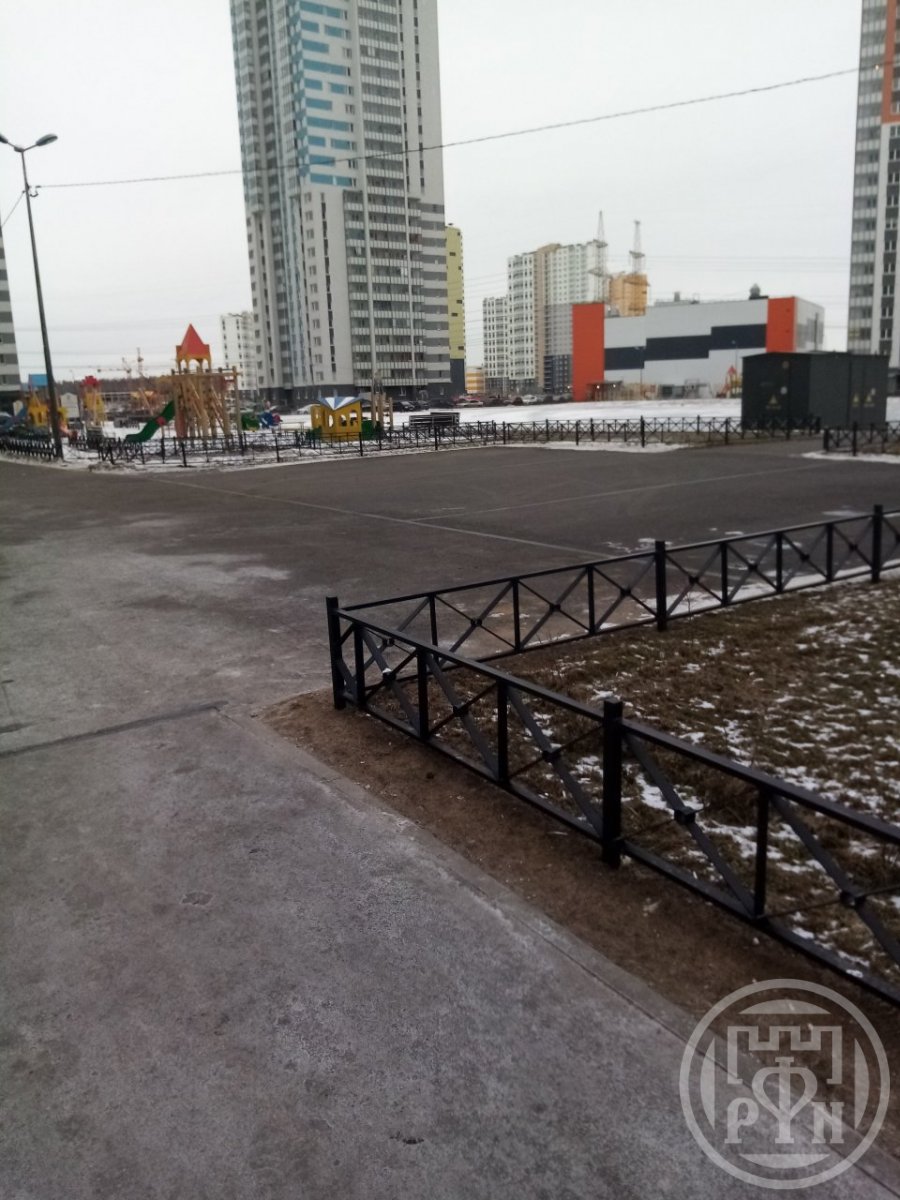 Чарушинская ул., д 10 Чарушинская ул., д 10