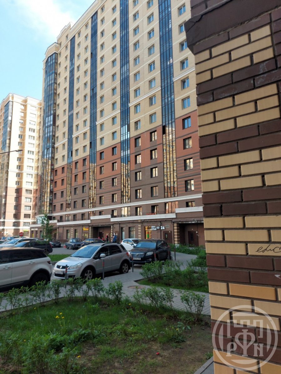 Среднерогатская ул., д 20 Среднерогатская ул., д 20