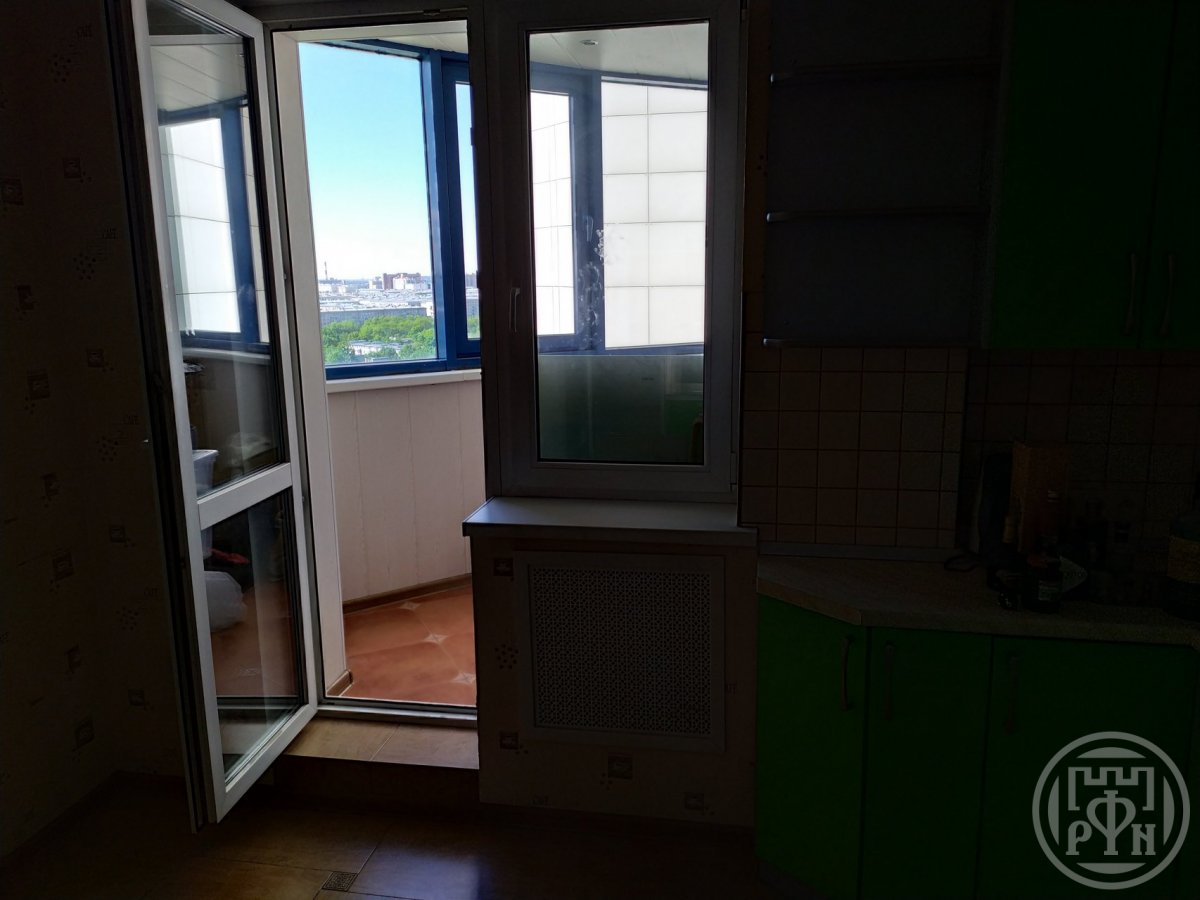 Космонавтов просп., д 37 Космонавтов просп., д 37