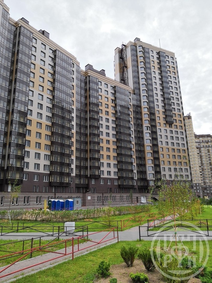Маршала Казакова ул., д 60 Маршала Казакова ул., д 60
