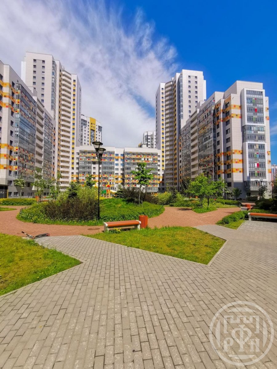 Среднерогатская ул., д 13, корпус 1, стр. 1 Среднерогатская ул., д 13, корпус 1, стр. 1
