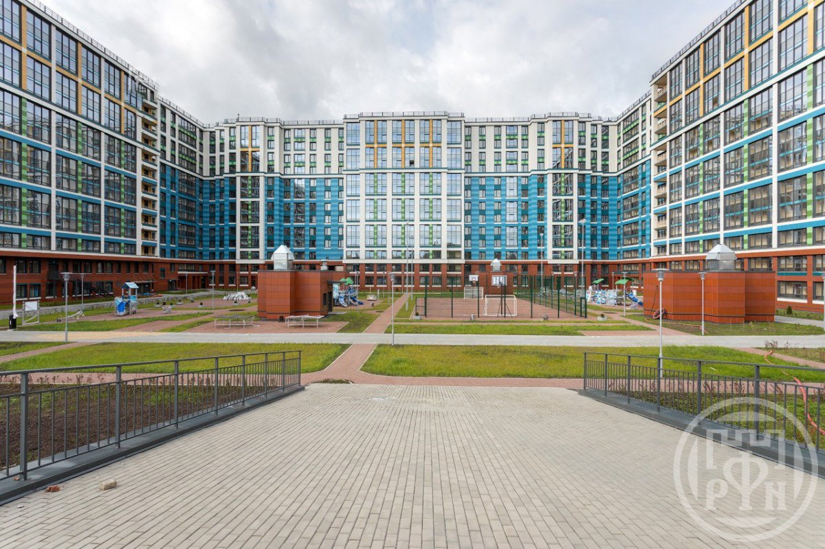 Новолитовская ул., д 14 Новолитовская ул., д 14