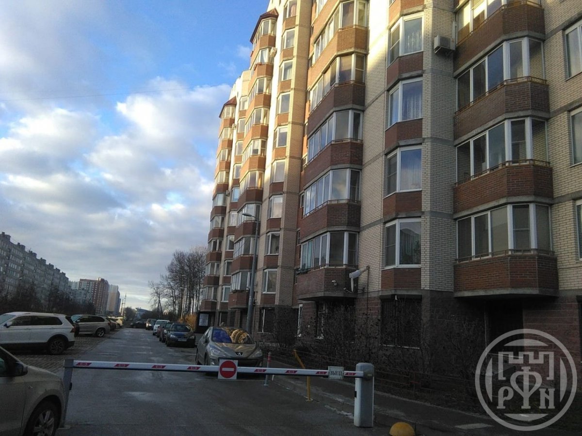 Антонова-Овсеенко ул., д 18 Антонова-Овсеенко ул., д 18