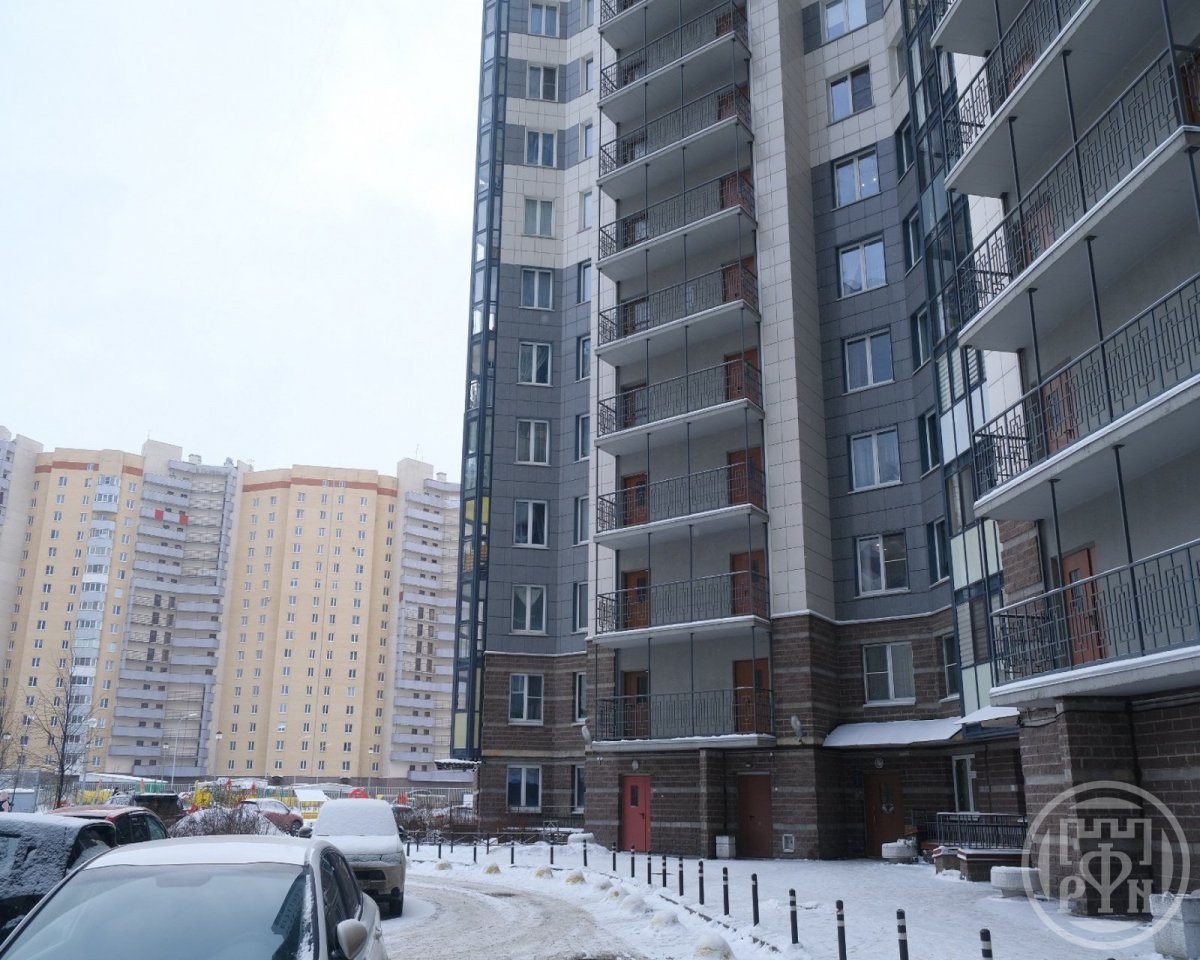 Русановская ул., д 9 Русановская ул., д 9