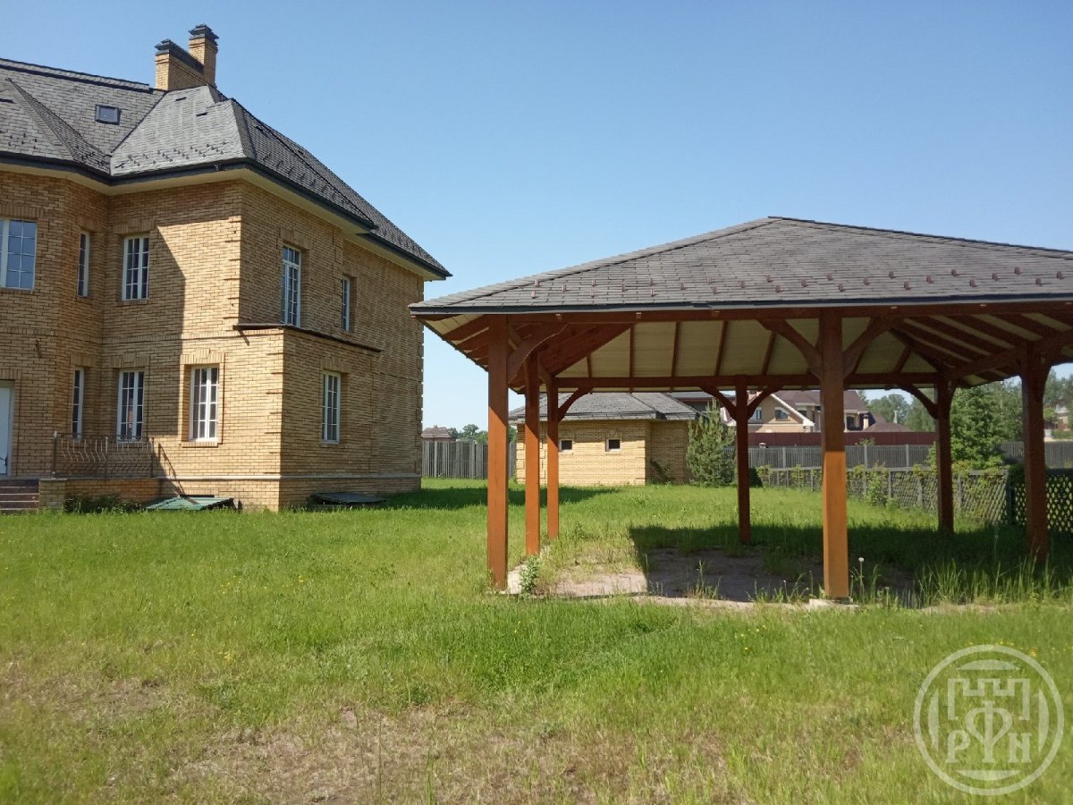 Продажа дома, 596м <sup>2</sup>, 27 сот., Канисты, Канисты дер. Продажа дома, 596м <sup>2</sup>, 27 сот., Канисты, Канисты дер.