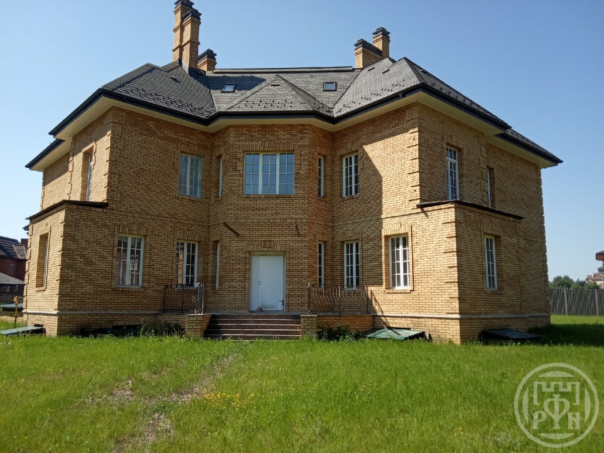 Продажа дома, 596м <sup>2</sup>, 27 сот., Канисты, Канисты дер. Продажа дома, 596м <sup>2</sup>, 27 сот., Канисты, Канисты дер.