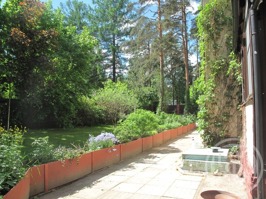 Продажа дома, 360м <sup>2</sup>, 28 сот., Вырица, Оредежская ул. Продажа дома, 360м <sup>2</sup>, 28 сот., Вырица, Оредежская ул.