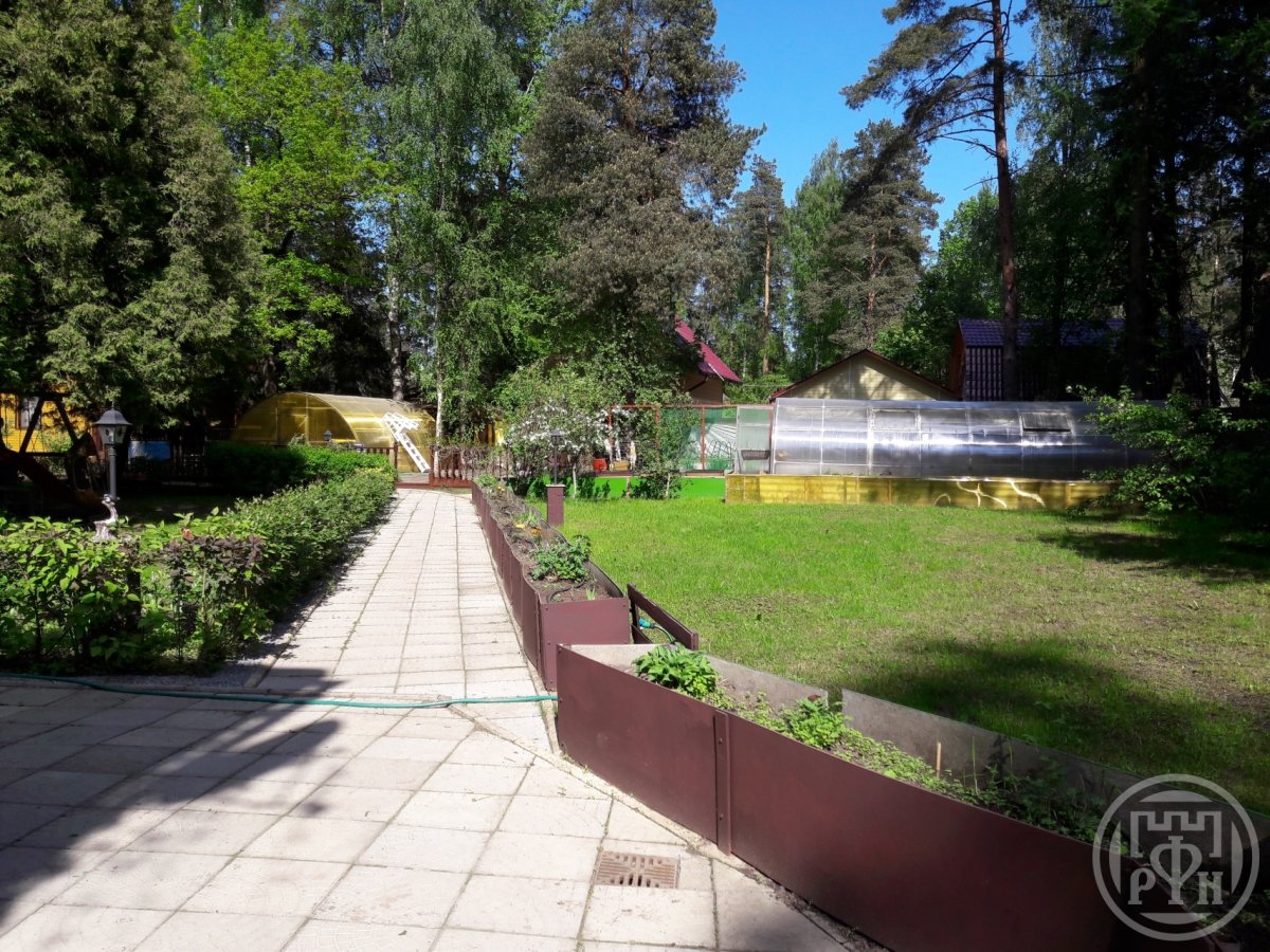 Продажа дома, 360м <sup>2</sup>, 28 сот., Вырица, Оредежская ул. Продажа дома, 360м <sup>2</sup>, 28 сот., Вырица, Оредежская ул.