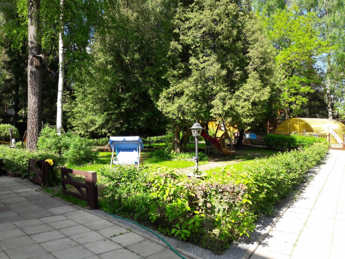 Продажа дома, 360м <sup>2</sup>, 28 сот., Вырица, Оредежская ул. Продажа дома, 360м <sup>2</sup>, 28 сот., Вырица, Оредежская ул.