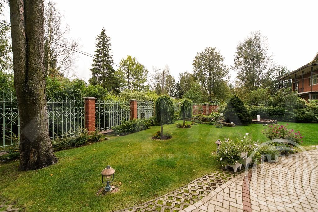 Продажа дома, 305м <sup>2</sup>, 25 сот., Левашово, Железнодорожная ул., д 5 Продажа дома, 305м <sup>2</sup>, 25 сот., Левашово, Железнодорожная ул., д 5