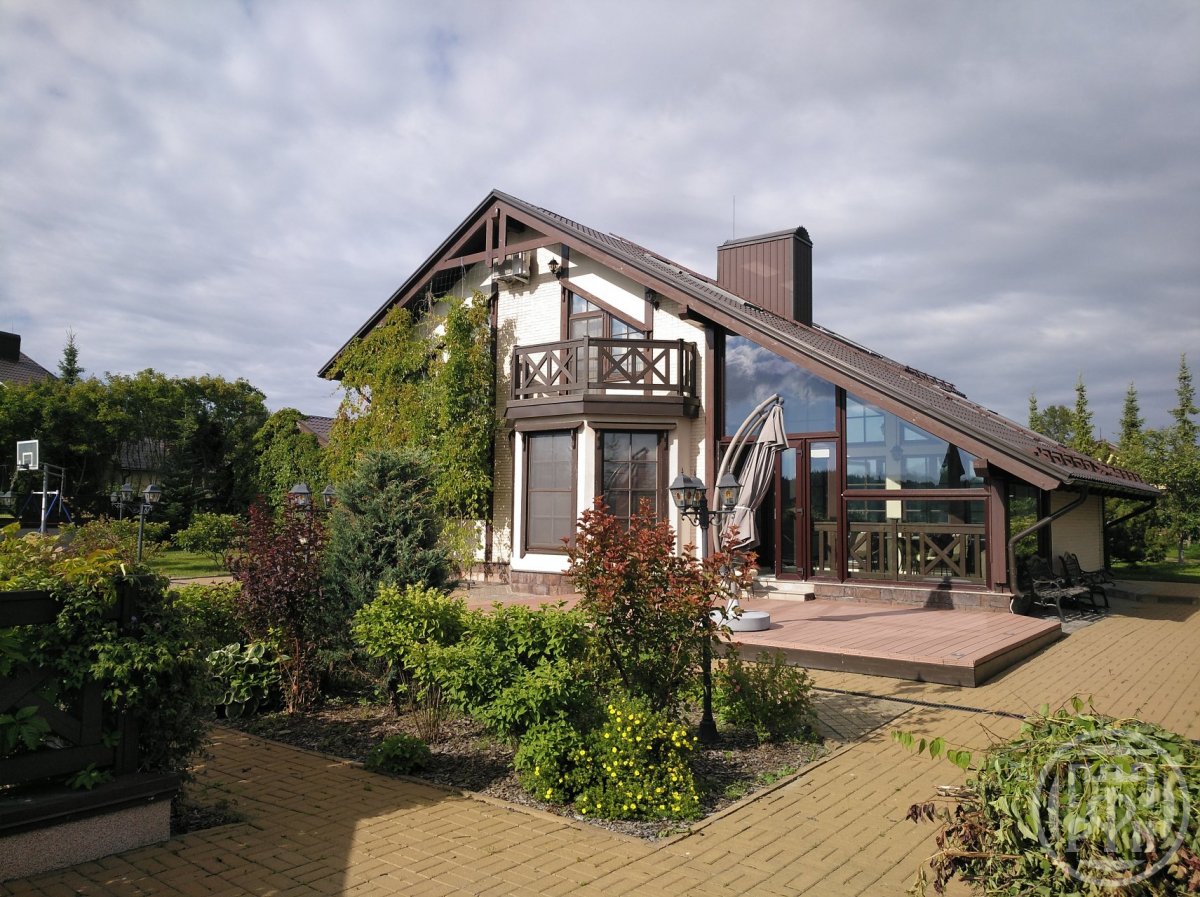 Продажа дома, 244м <sup>2</sup>, Старорусское, Старорусское пос. Продажа дома, 244м <sup>2</sup>, Старорусское, Старорусское пос.