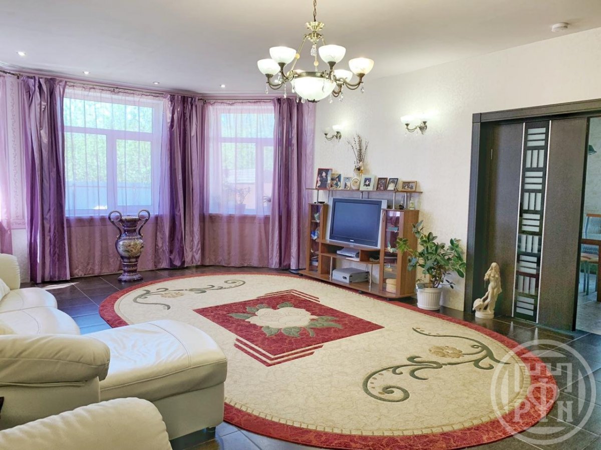 Продажа дома, 260м <sup>2</sup>, 17 сот., Рощино, Железнодорожная ул. Продажа дома, 260м <sup>2</sup>, 17 сот., Рощино, Железнодорожная ул.