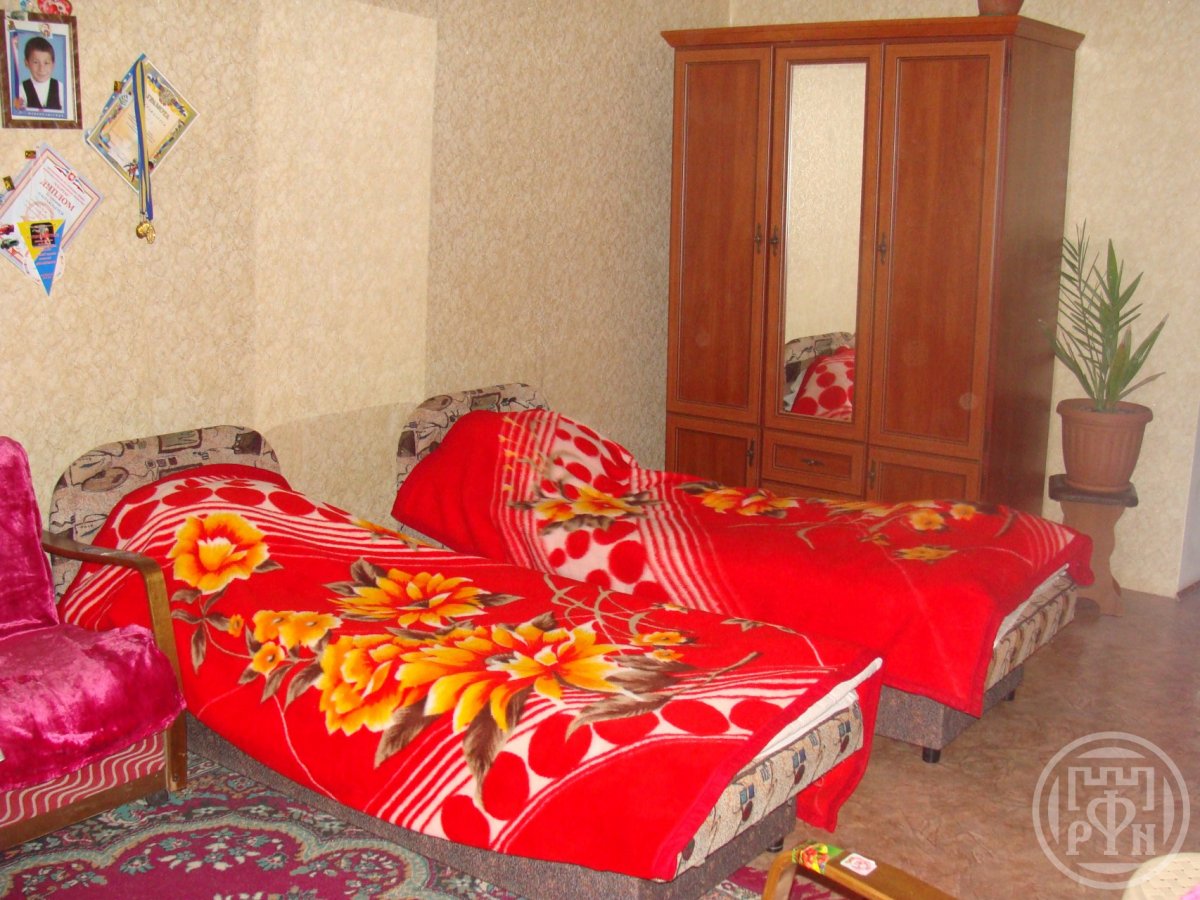 Продажа дома, 250м <sup>2</sup>, 10 сот., Уютное, Дружбы ул. Продажа дома, 250м <sup>2</sup>, 10 сот., Уютное, Дружбы ул.