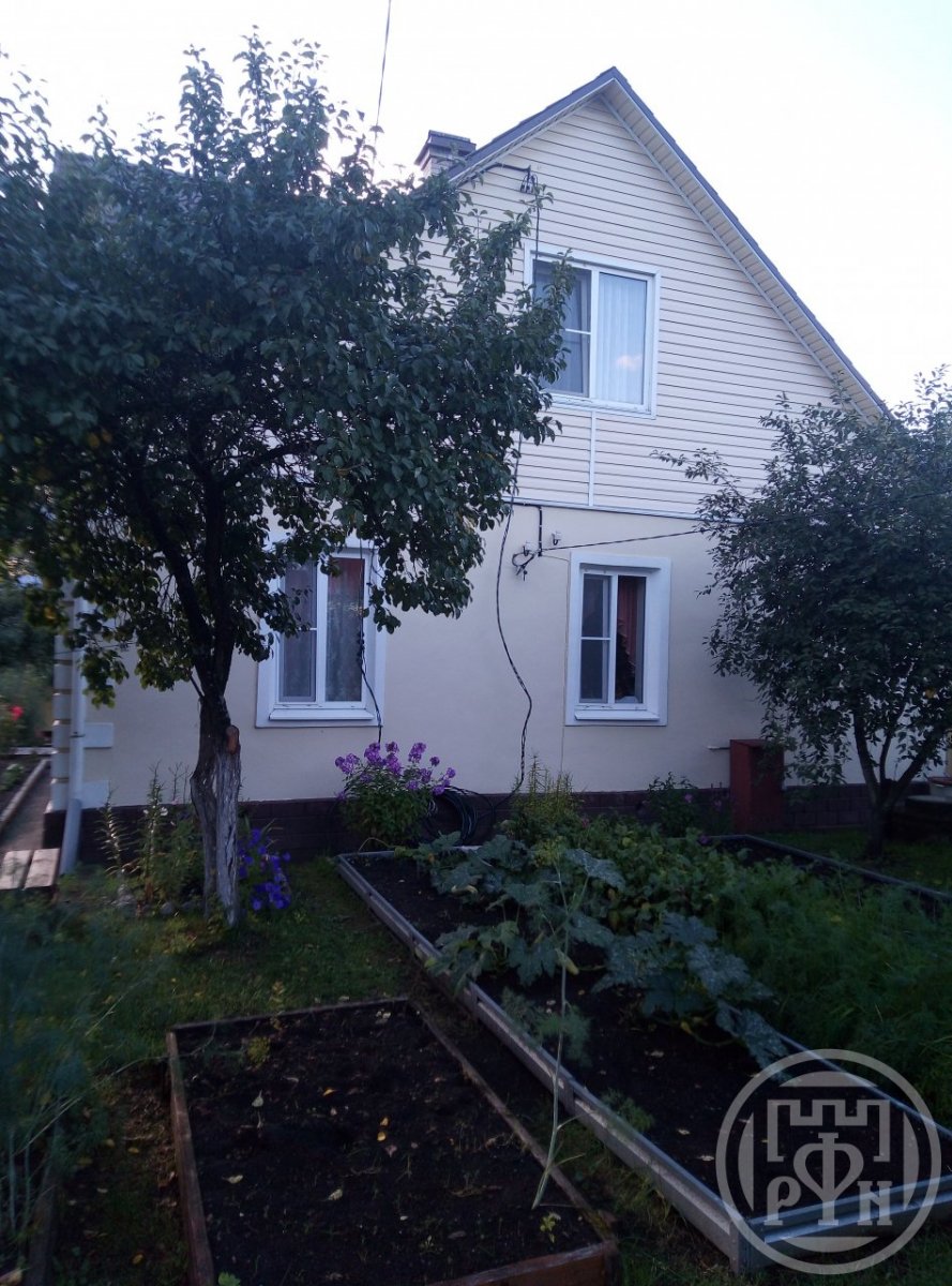 Продажа дома, 94м <sup>2</sup>, 6 сот., Луга, Большая Заречная ул., д 20 Продажа дома, 94м <sup>2</sup>, 6 сот., Луга, Большая Заречная ул., д 20