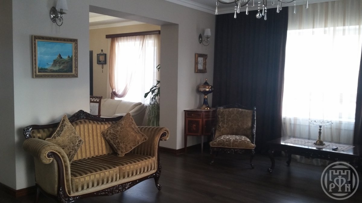 Продажа дома, 465м <sup>2</sup>, 22 сот., Петергоф, Комсомольская ул., д 19 Продажа дома, 465м <sup>2</sup>, 22 сот., Петергоф, Комсомольская ул., д 19
