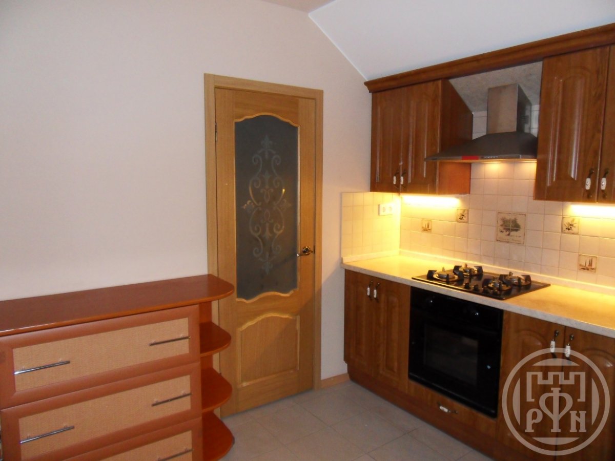 Продажа дома, 360м <sup>2</sup>, 15 сот., Всеволожск, Бибиковская ул. Продажа дома, 360м <sup>2</sup>, 15 сот., Всеволожск, Бибиковская ул.