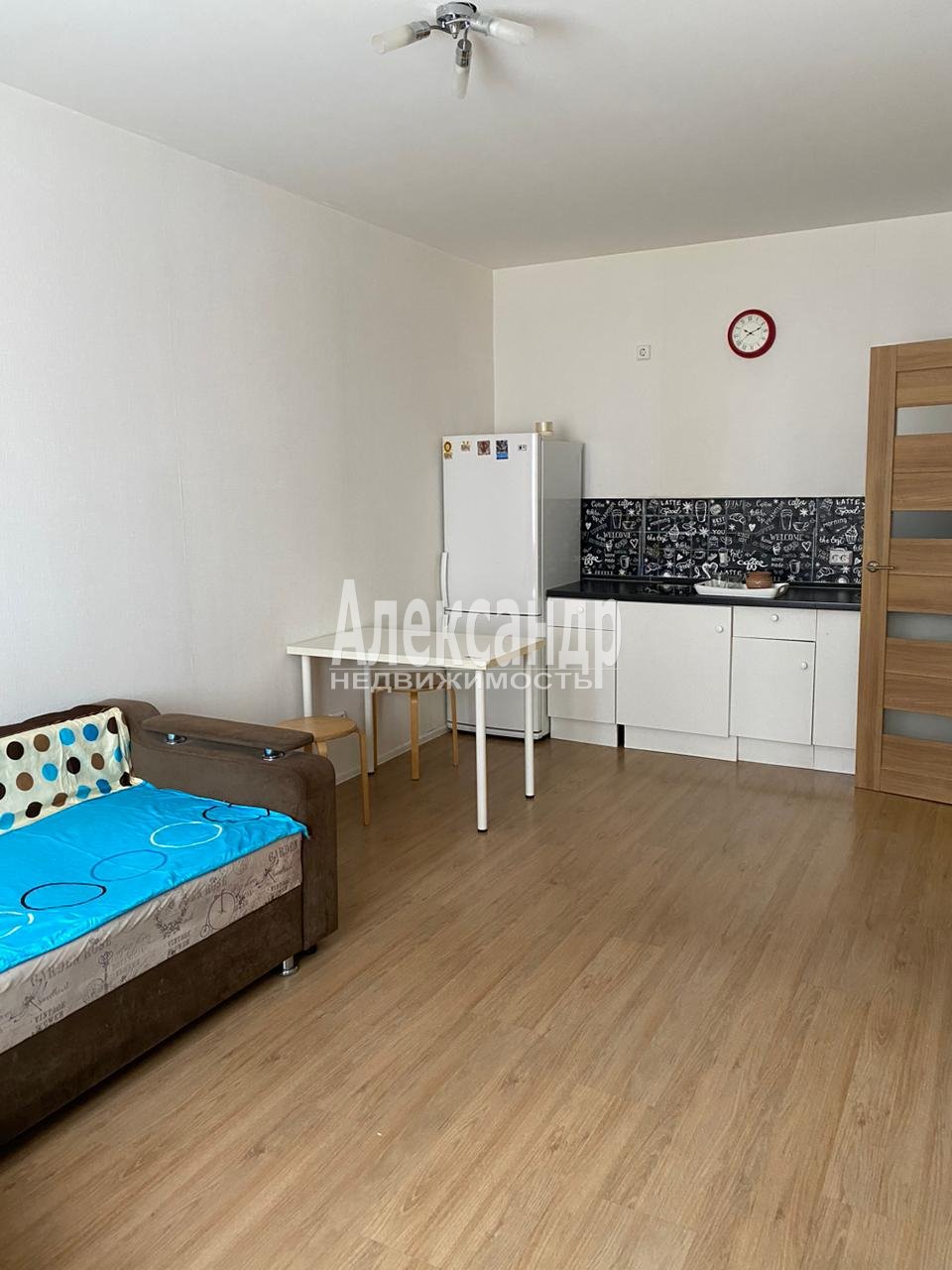Снять 1-к. квартиру в Санкт-Петербург за 22000 рублей/месяц (№1696146)