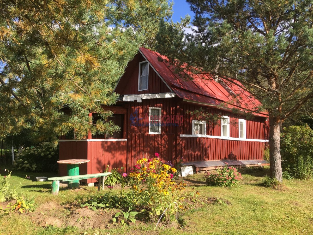 Купить Загородный дом 21 кв.м с участком 10 сот. в Лужский район  Ленинградская область (№1410868)