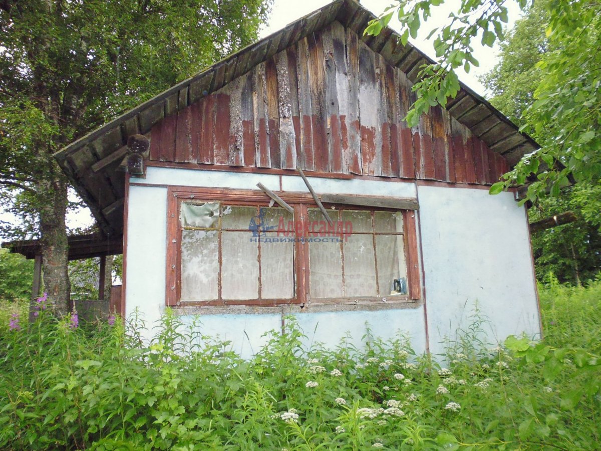 Купить Загородный дом в Лодейнопольский район Ленинградская область  (№1482588)