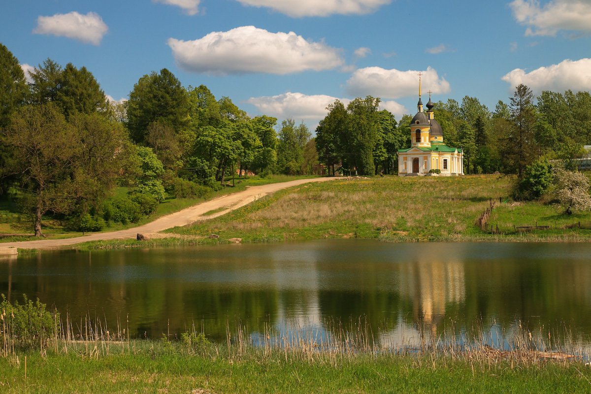 Продажа 2-комнатной квартиры, Гостилицы, Комсомольская ул.,  д 4