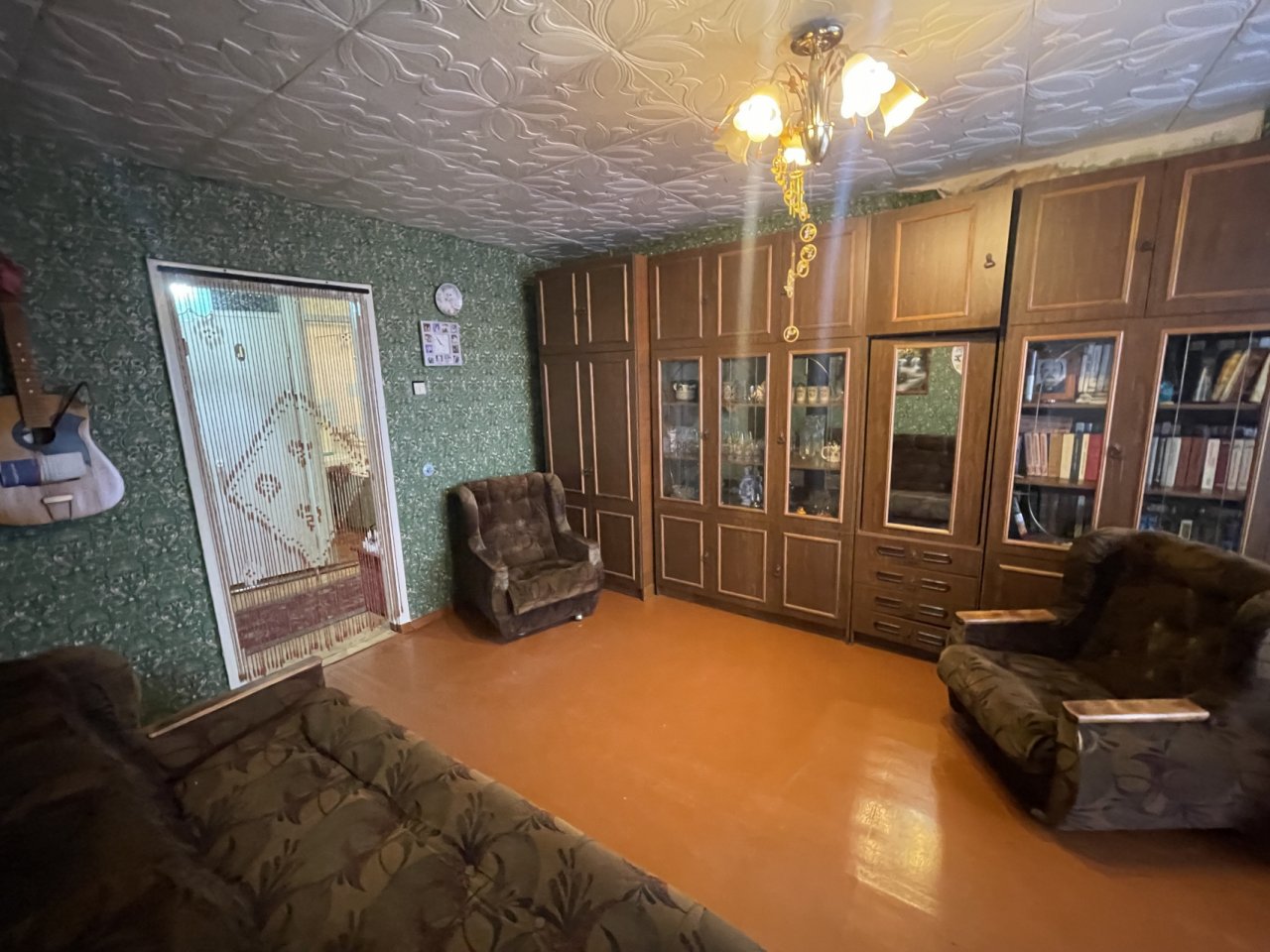 Продажа 3-комнатной квартиры, Мга, Комсомольский просп.,  д 62