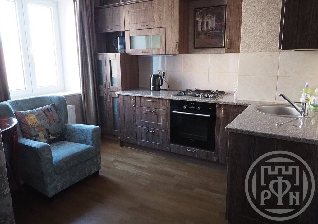 Вторичка в новом петергофе