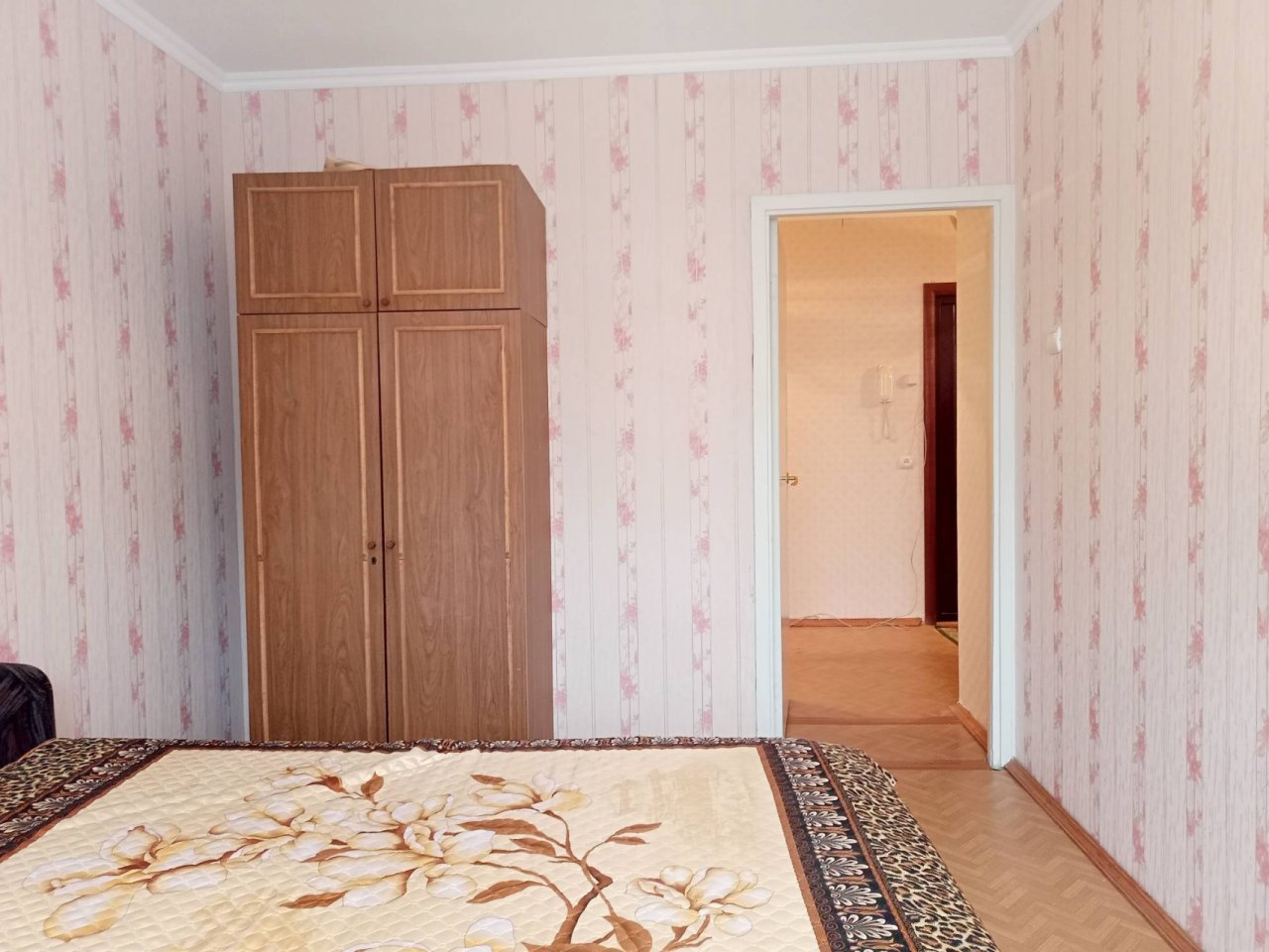 Продажа 2-комнатной квартиры, Приладожский, Садовая ул.,  д 21