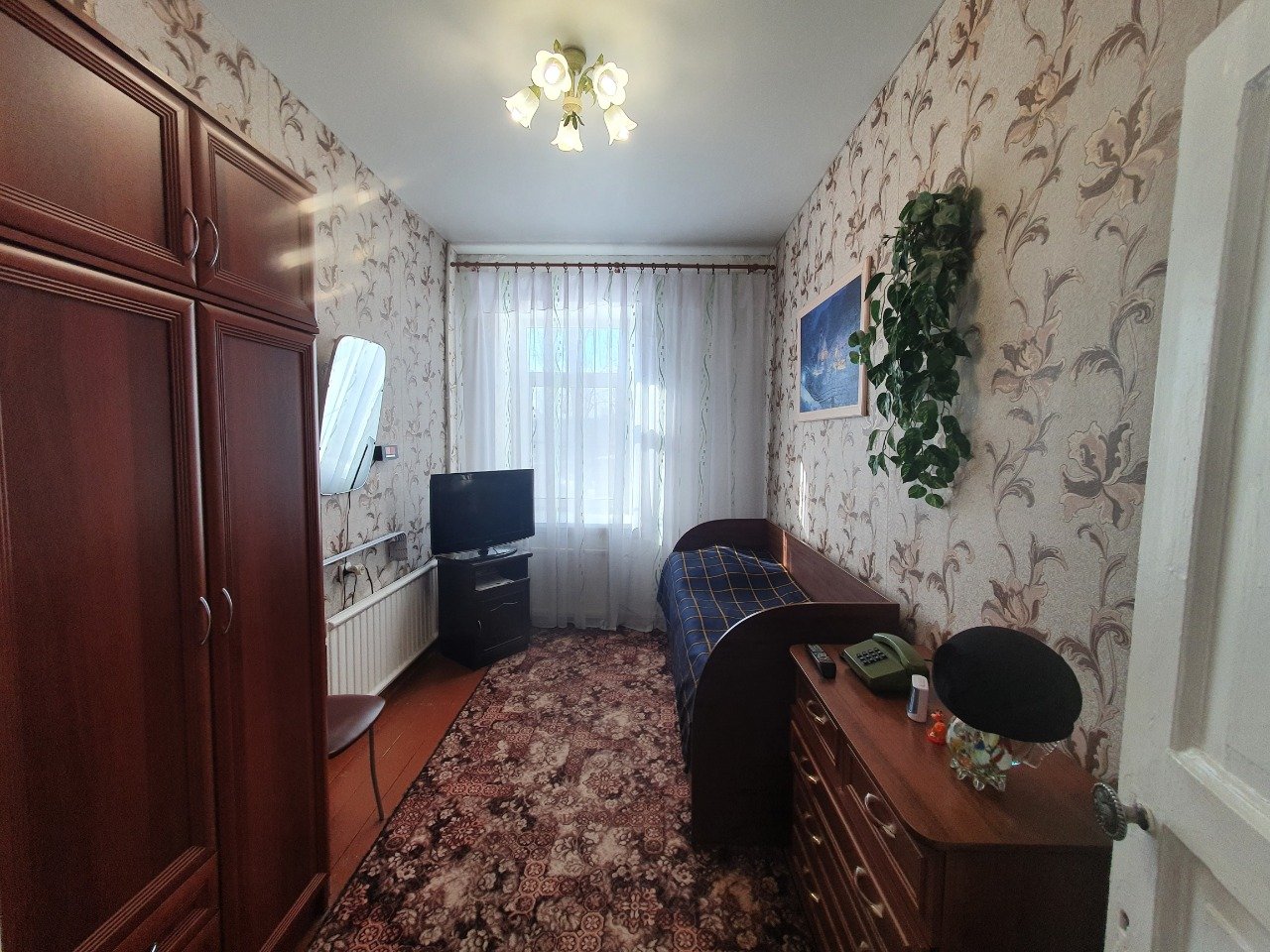 Продажа 2-комнатной квартиры, Вырица, Оредежская ул.,  д 61