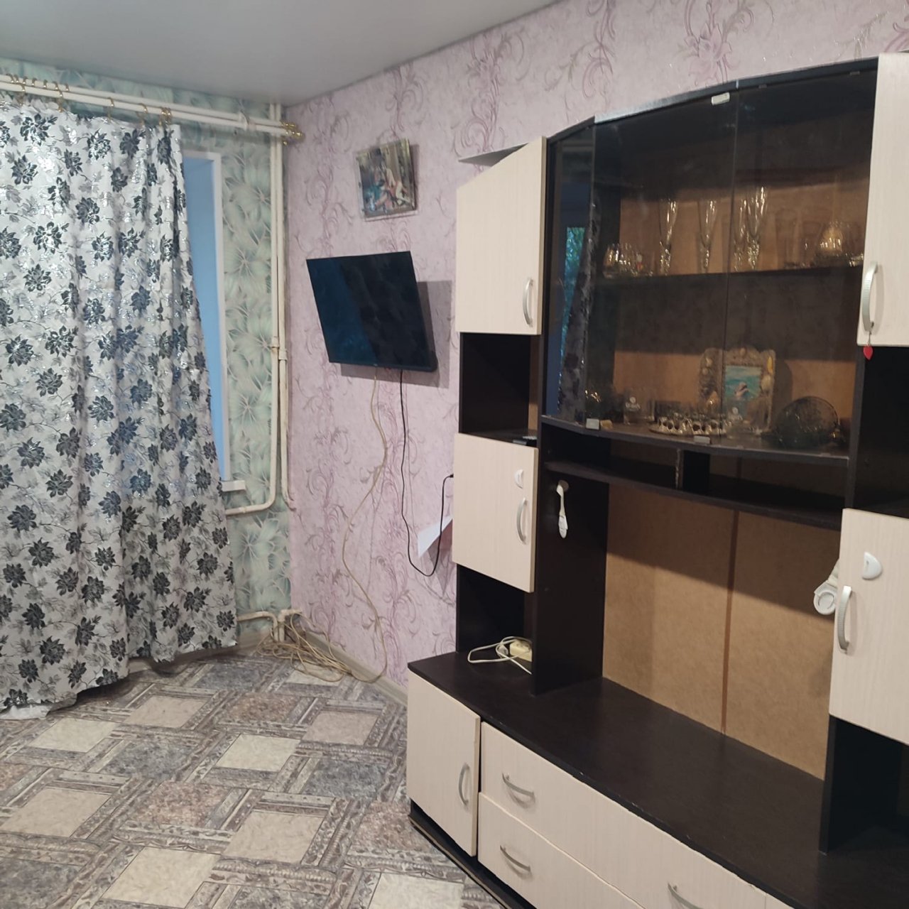 Продажа 2-комнатной квартиры, Ломоносов, Красноармейская ул.,  д 23