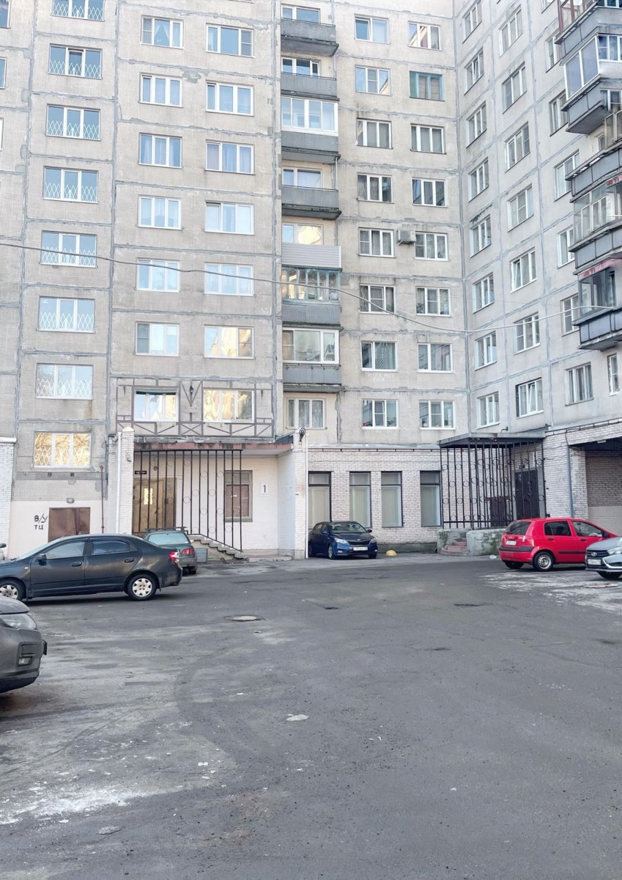 Продажа 2-комнатной квартиры, Санкт-Петербург, Художников просп.,  д 15