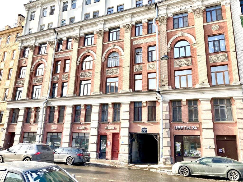 Продажа 3-комнатной квартиры, Санкт-Петербург, Чкаловский просп.,  д 58