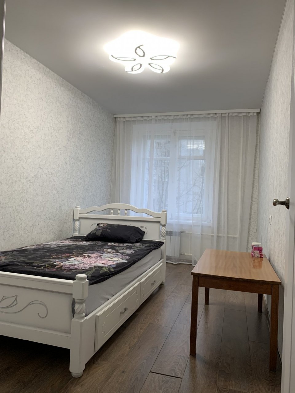 Продажа 3-комнатной квартиры, Санкт-Петербург, Беломорская ул.,  д 28