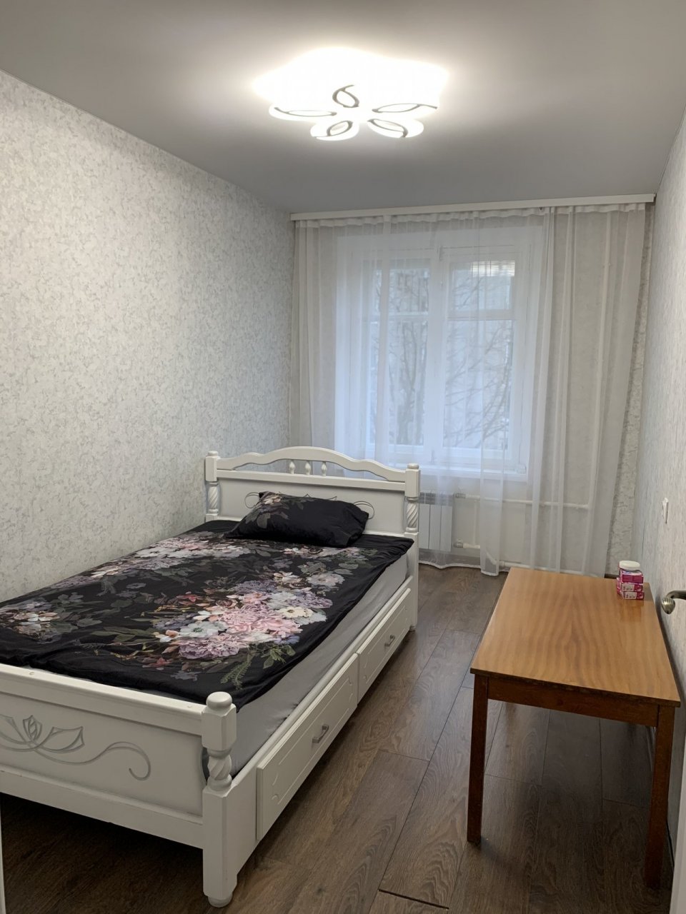 Продажа 3-комнатной квартиры, Санкт-Петербург, Беломорская ул.,  д 28