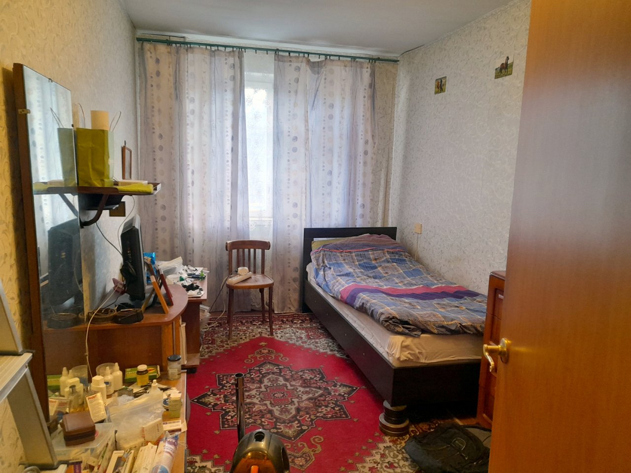 Продажа 4-комнатной квартиры, Рощино, Садовый пер.,  д 7
