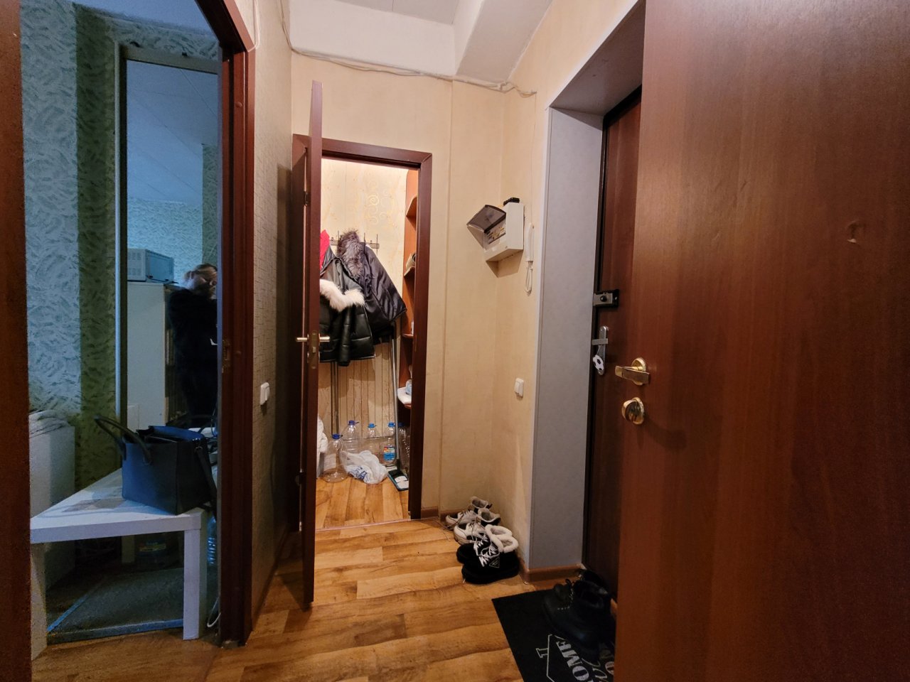 Продажа 1-комнатной квартиры, Отрадное, Гагарина ул.,  д 20