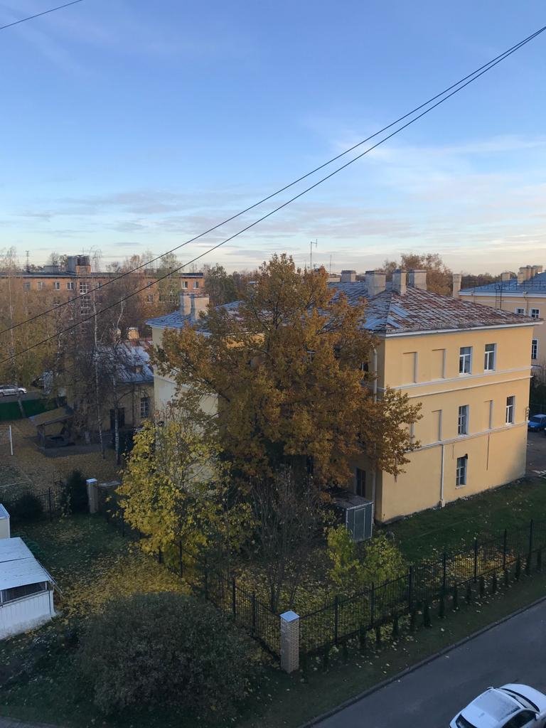 Продажа 5-комнатной квартиры, Петергоф, Разводная ул.,  д 12