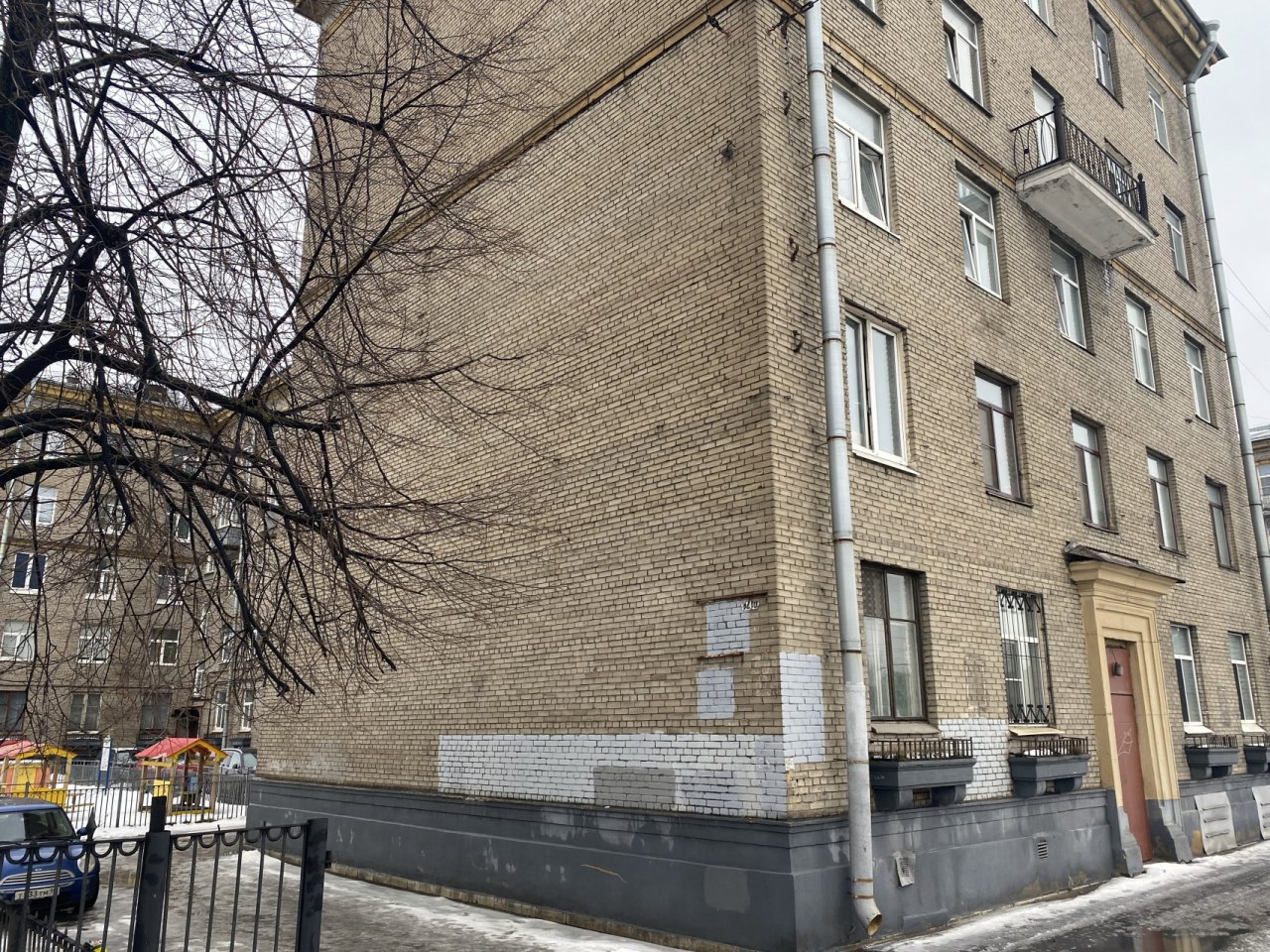 Продажа 3-комнатной квартиры, Санкт-Петербург, Огородный пер.,  д 11