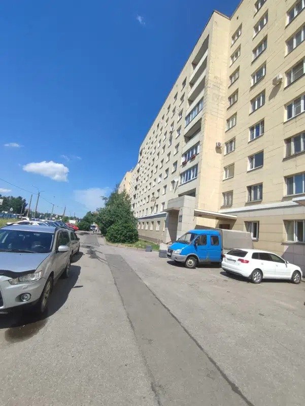 Продажа 1-комнатной квартиры, Санкт-Петербург, Руставели ул.,  д 37