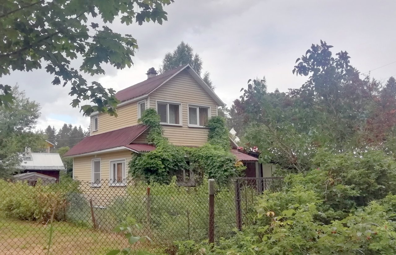 Купить Дом Дачу В Рощино Ленинградской Области