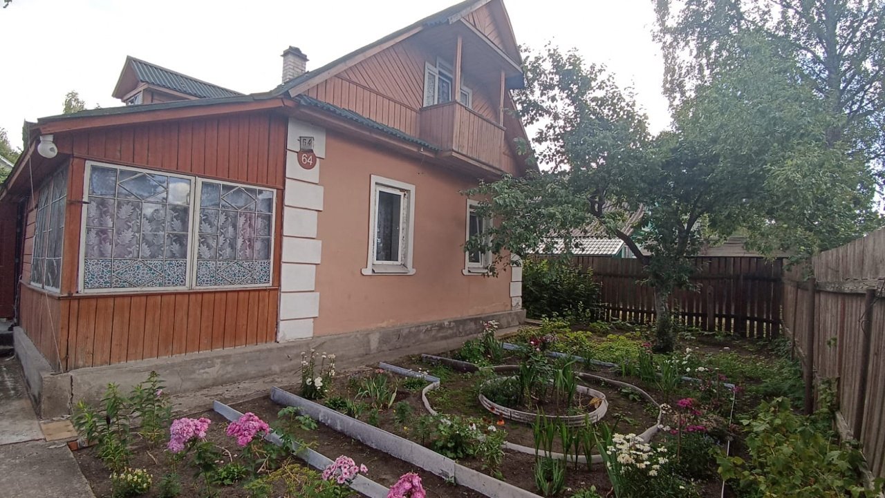 Продажа дома, 90м <sup>2</sup>, 6 сот., Луга, Дмитриева ул.,  д 64